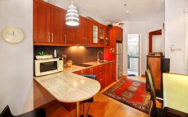 Beautiful decorated 1-bedroom Condo for sale