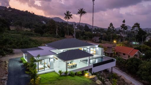 Modern villa for sale in Chaweng