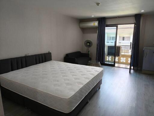 Silom Terrace - 1 Bed Condo for Rent *SILO11568