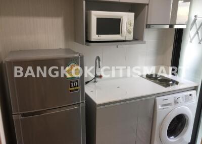 Condo at Ideo Mobi Sathorn for rent
