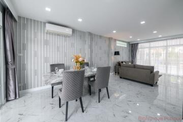3 Bed House For Sale In East Pattaya - Lakeside Court 1
