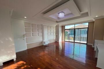 House for Sale at The Grand Bangna-Wongwaen