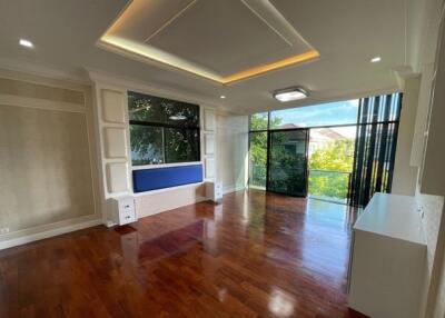 House for Sale at The Grand Bangna-Wongwaen