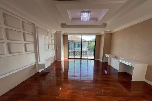 House for Sale at The Grand Bangna-Wongwaen