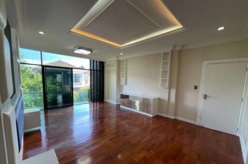 House for Sale at The Grand Bangna-Wongwaen