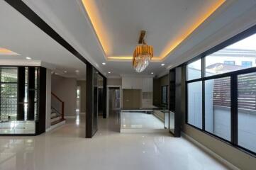 House for Sale at The Grand Bangna-Wongwaen