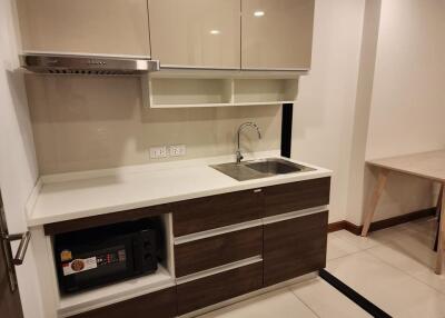 Condo for Rent at Supalai Premier Charoen Nakhon