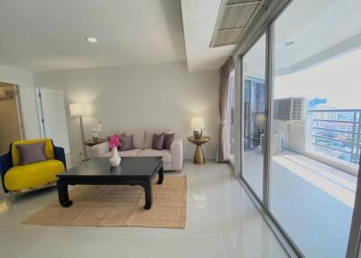 The Waterford Diamond SuKhumvit 30/1 Condominium