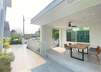 Modern house with pool for sale in San Sai, Chiang Mai