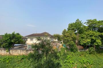 Modern house with pool for sale in San Sai, Chiang Mai