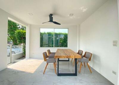 Modern house with pool for sale in San Sai, Chiang Mai