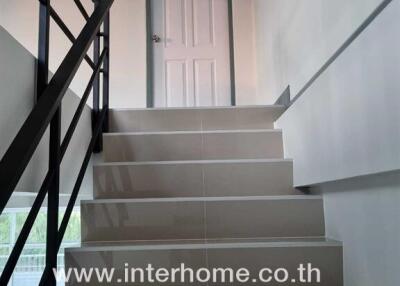 Modern staircase in a newly constructed home