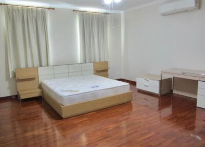 Townhouse for Rent at Sittarom Regent