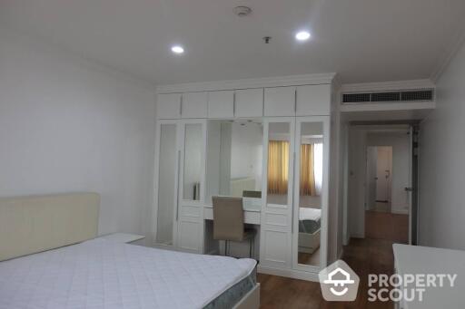 3-BR Condo at Baan Suanpetch Condominium near BTS Phrom Phong