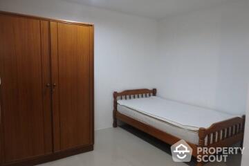 3-BR Condo at Baan Suanpetch Condominium near BTS Phrom Phong