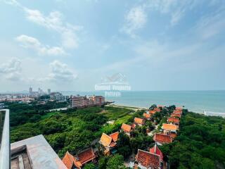 Spacious studio for sale in foreign name in Nam Talay Condo, Na Jomtien.