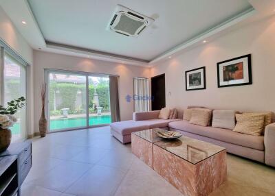 3 Bedrooms House in Sedona Villas East Pattaya H001492