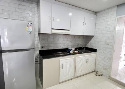 2-BR Condo at Wittayu Complex near BTS Phloen Chit