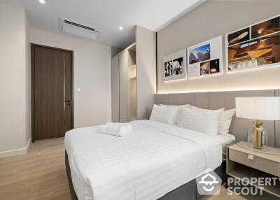 2-BR Serviced Apt. near MRT Si Lom