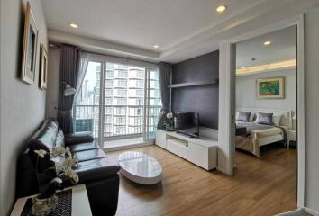 15 Sukhumvit Residences