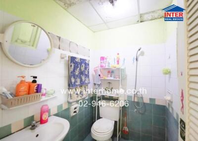 Compact bathroom with essential amenities
