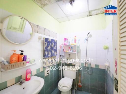 Compact bathroom with essential amenities