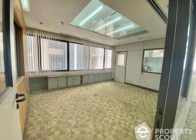 Office Space for Rent in Khlong Toei Nuea
