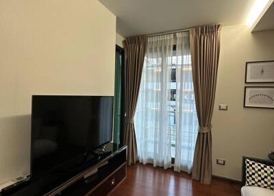 1-BR Condo at The Address Sukhumvit 61 near BTS Ekkamai