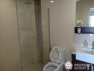 1-BR Condo at Renova Residence Chidlom Condominium near BTS Phloen Chit (ID 512418)