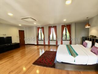 4 Bedrooms House Villa with Private Pool in Compound - BangNa