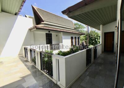 4 Bedrooms House Villa with Private Pool in Compound - BangNa