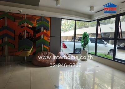 Spacious and modern lobby interior with natural lighting