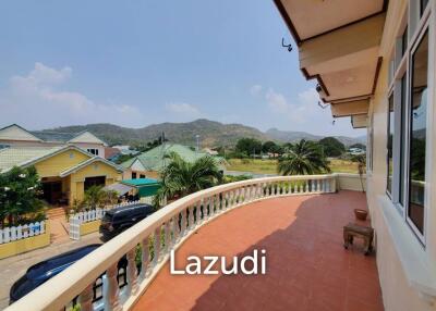 Tropical Hills : 2 storey 4 bed pool villa Soi 6