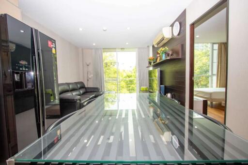 Luxury Fully Furnished One-Bedroom Condo in Prime Chiang Mai Location