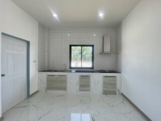 New 3-bedroom house in Banglamung