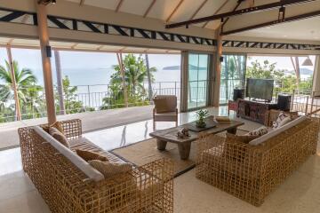 Amazing 4 bedrooms seaview villa for sale Laem Set