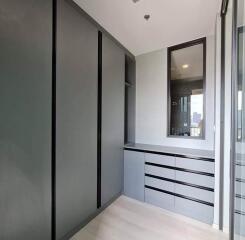 1-bedroom high-rise condo for sale on Witthayu to Phetchaburi Road