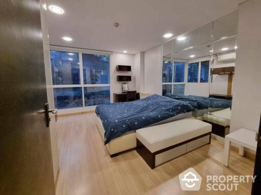 1-BR Condo at The Address Phathumwan near BTS Ratchathewi