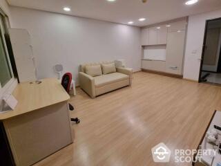 1-BR Condo at The Address Phathumwan near BTS Ratchathewi