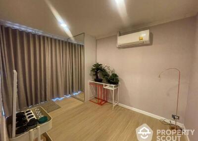 2-BR Condo at Pearl Garden Condominium near BTS Chong Nonsi