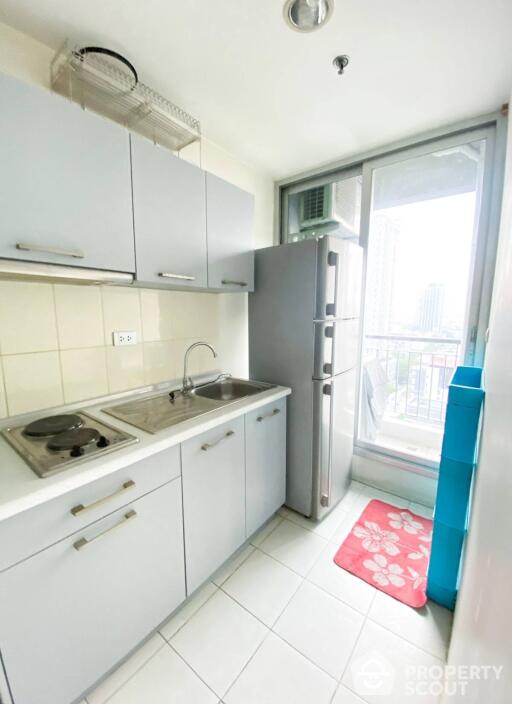 2-BR Condo at Life @ Ratchada-Suthisan near MRT Sutthisan