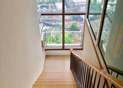 1-BR Duplex at The Emporio Place near BTS Phrom Phong