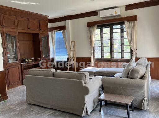 3 Bedrooms House with big Garden in Compound - BangNa-Srinakarin