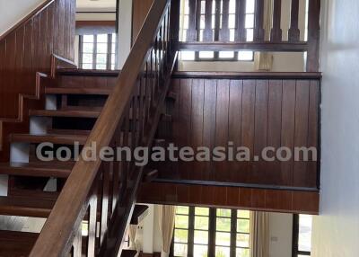 3 Bedrooms House with big Garden in Compound - BangNa-Srinakarin