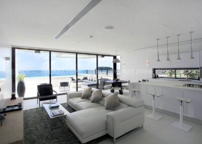 Modern and spacious living room with open view to natural scenery