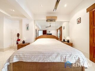 Don’t miss this large 1bedroom 80 sqm. Located near the popular beach Pattaya