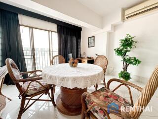 Don’t miss this large 1bedroom 80 sqm. Located near the popular beach Pattaya