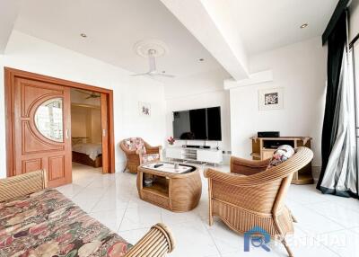 For sale condo 1 bedroom at Sombat Pattaya Condotel