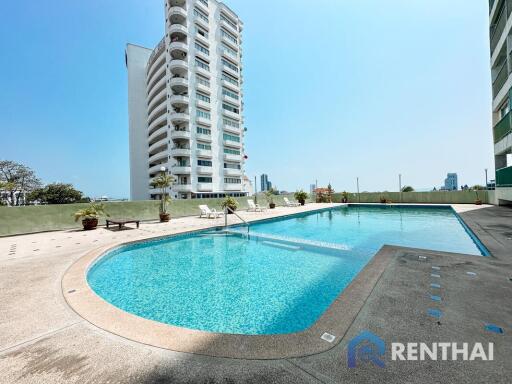 Don’t miss this large 1bedroom 80 sqm. Located near the popular beach Pattaya