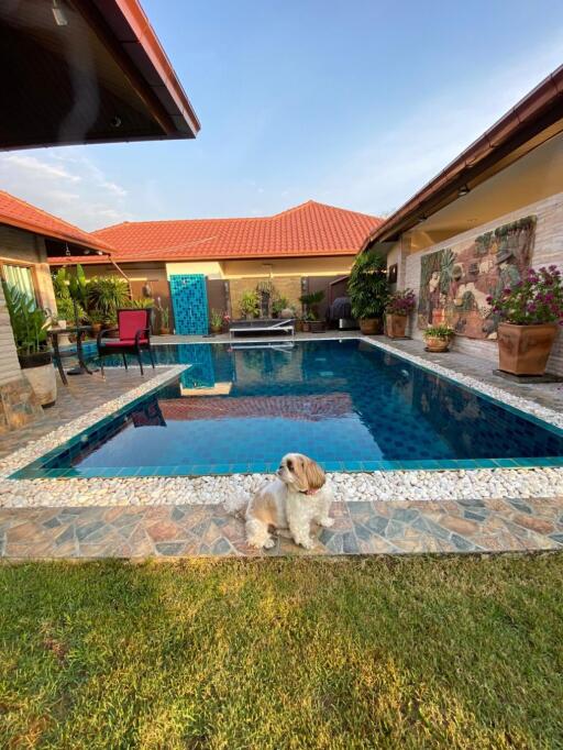 Beautiful 2 Bedroom Poolvilla in Huay Yai